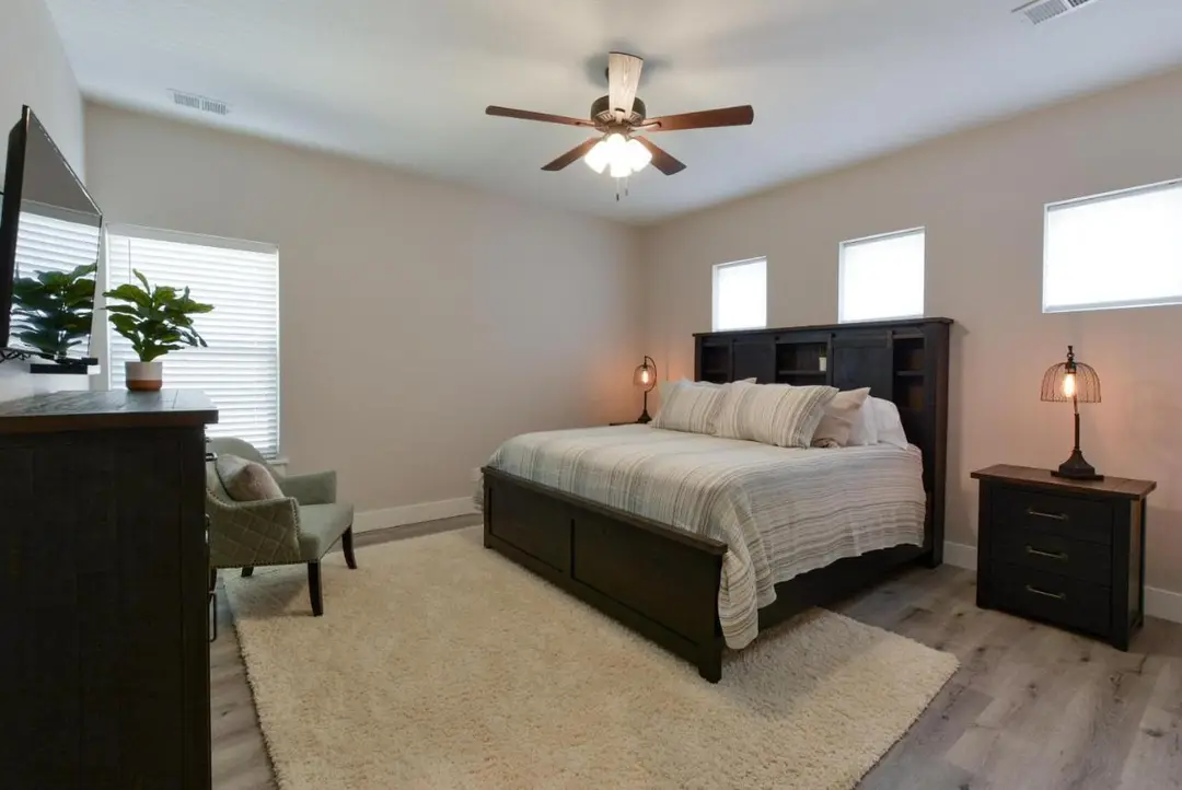 280 Lakefront Drive — photo 17