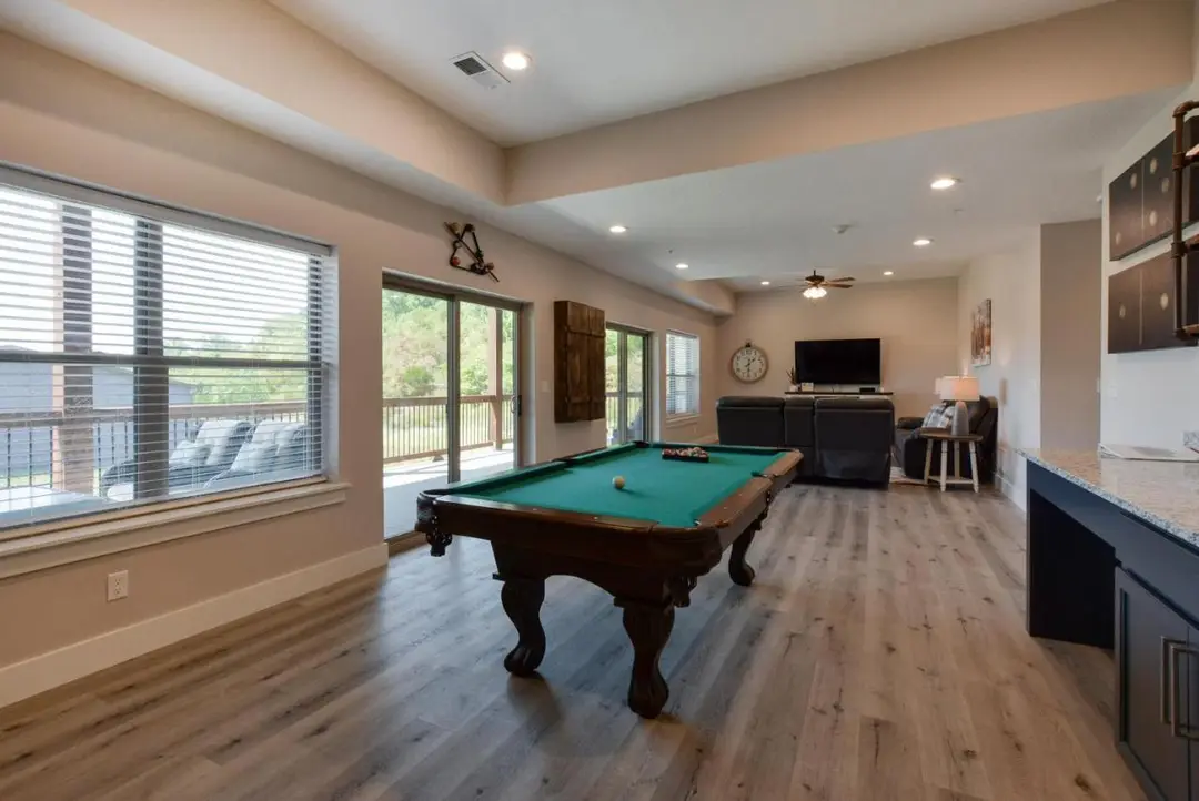 280 Lakefront Drive — photo 23