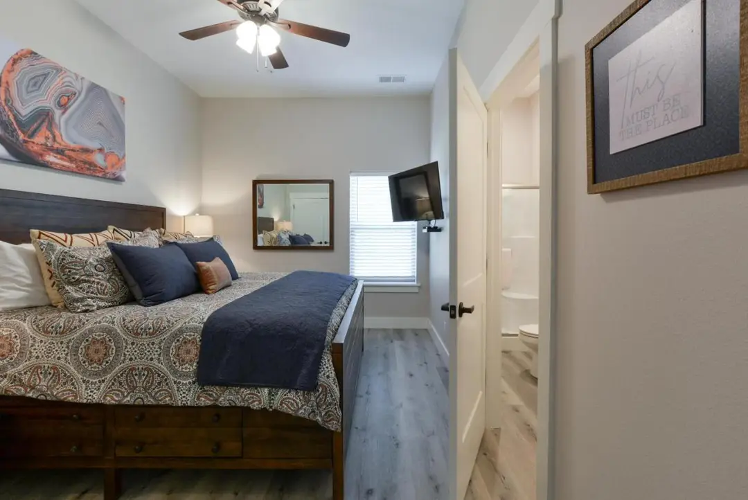 280 Lakefront Drive — photo 33