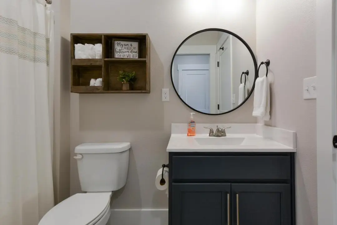 280 Lakefront Drive — photo 34