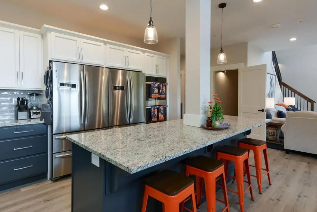 280 Lakefront Drive — photo 7