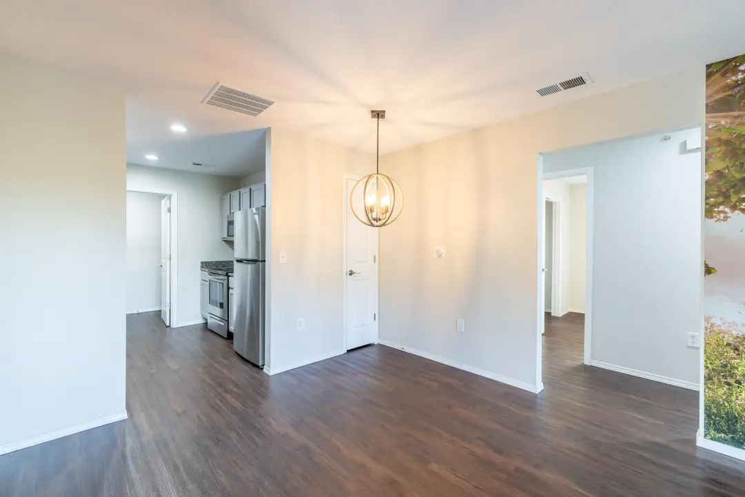 2917 Vinyards Parkway — photo 8