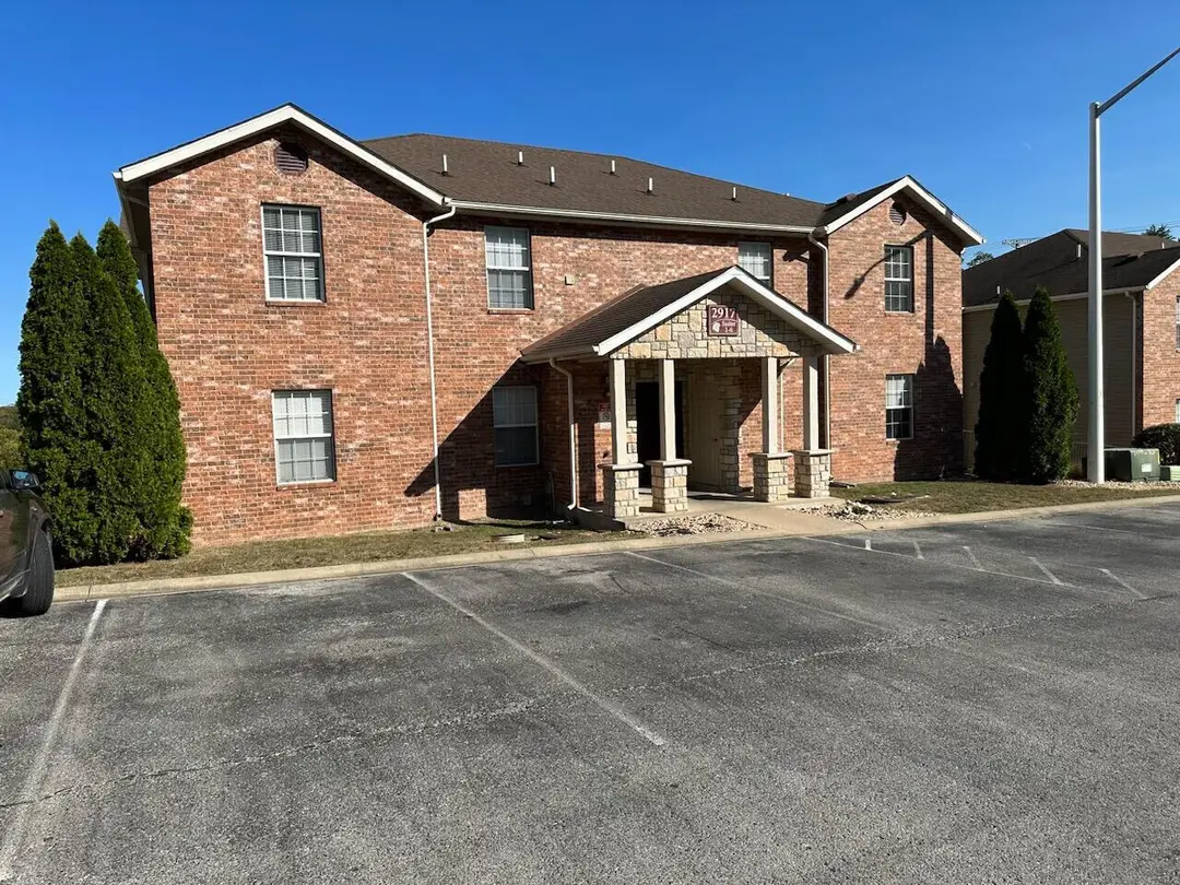 2917 Vinyards Parkway