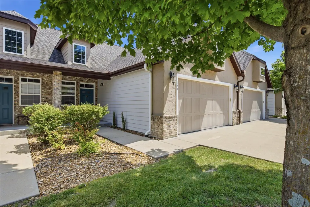 120 Residence Lane