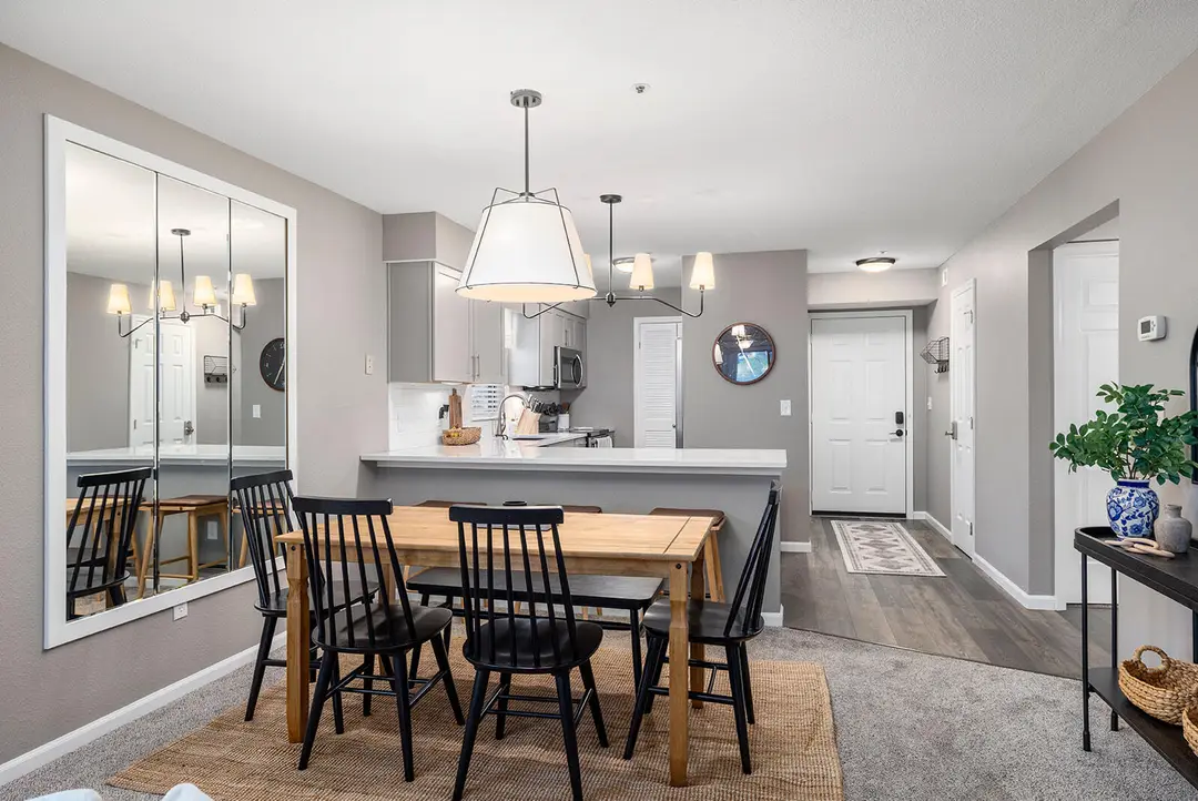 132 Highland Drive — photo 2