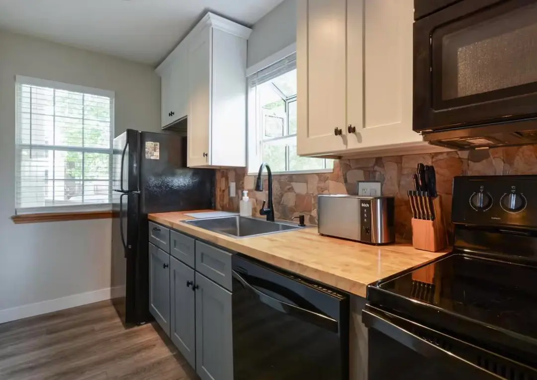 17 Goldfinch Road — photo 6