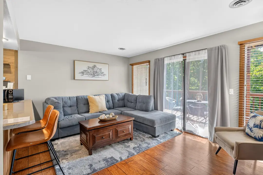 14 Sinatra Court — photo 7