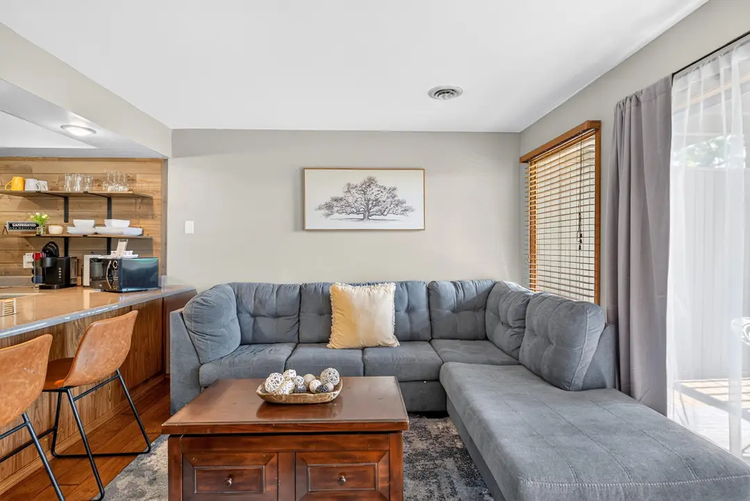 14 Sinatra Court — photo 8