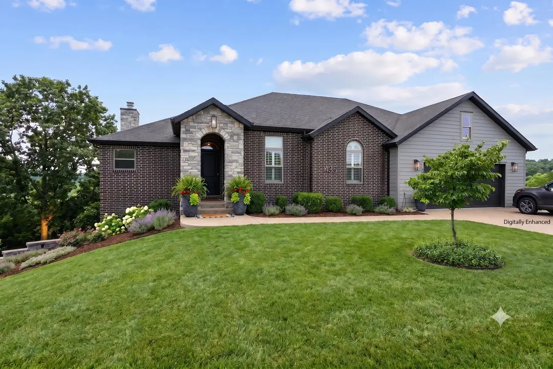 880 Black Forest Lane — photo 2