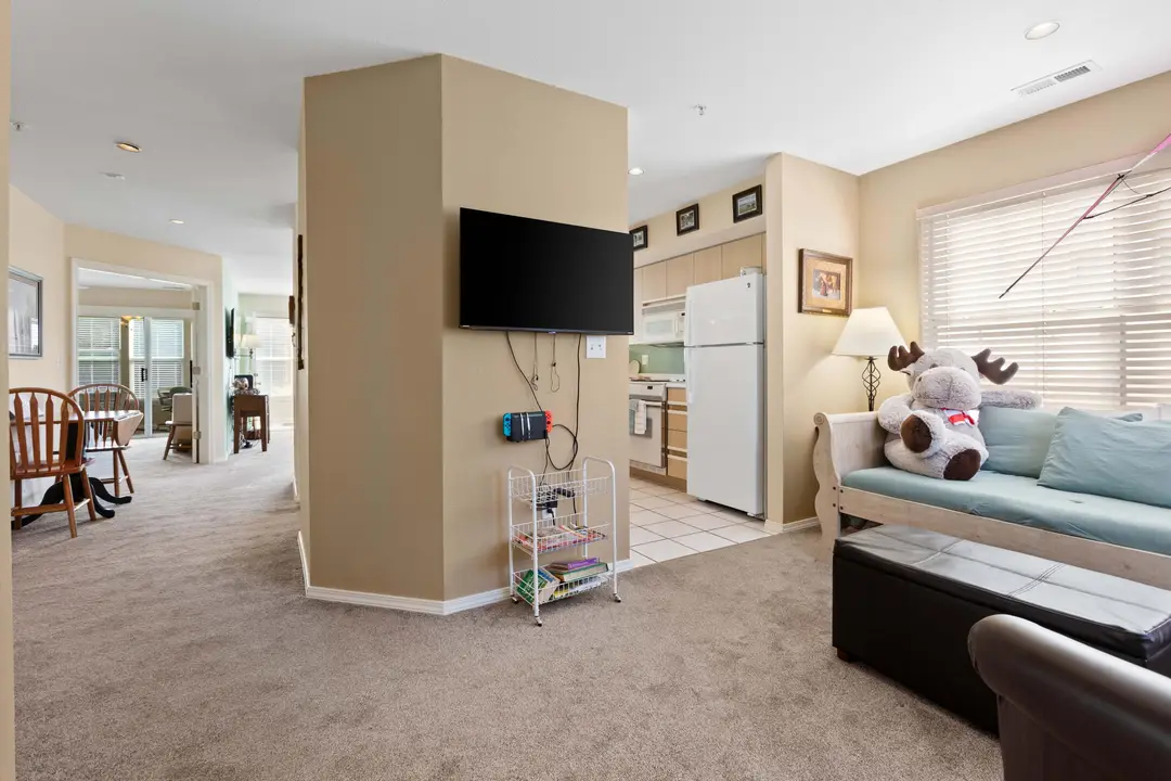 351 S Wildwood Drive — photo 5
