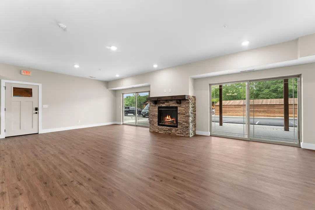 130 Pavilion Court — photo 5