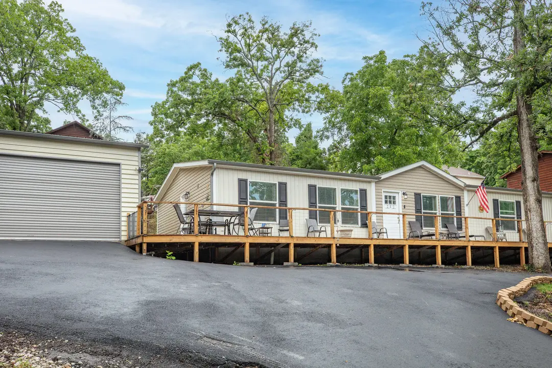 282 Scenic Drive