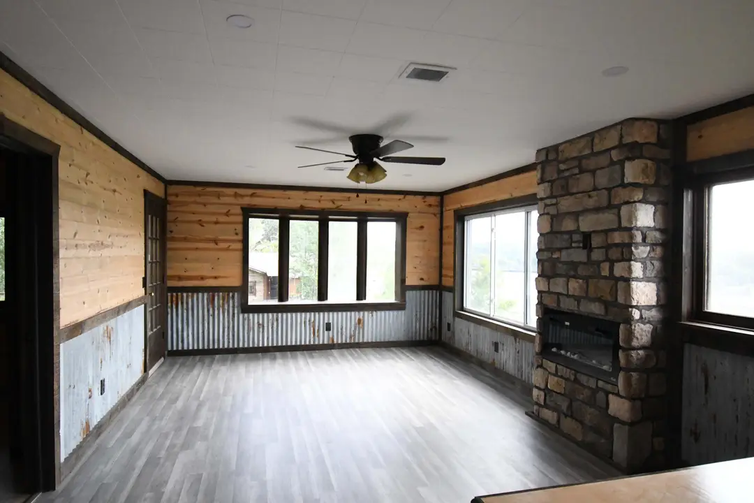 184 Amherst Road — photo 4