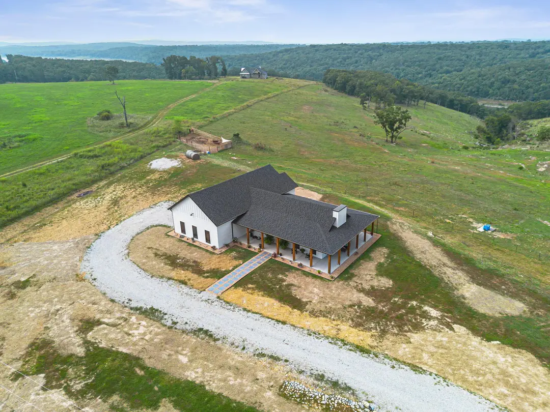 290 Mckee Drive — photo 5