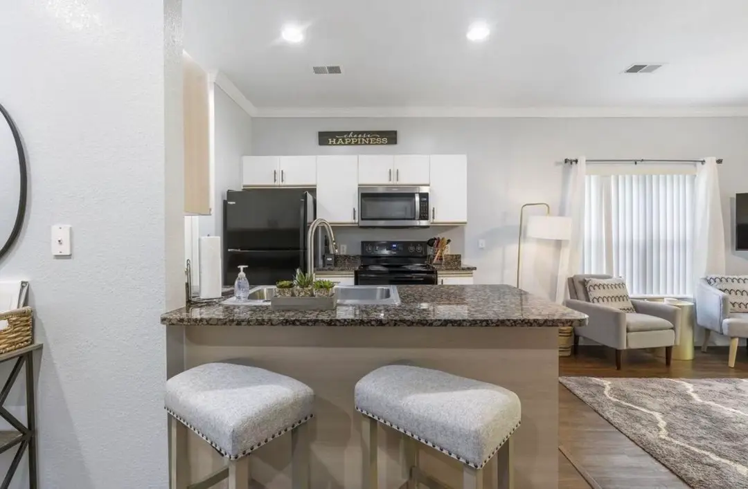 813 Holiday Ridge — photo 8