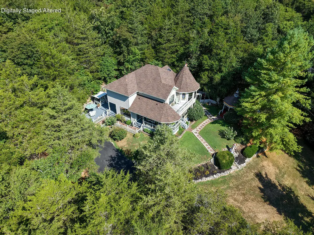 1291 Walnut Springs Drive — photo 2