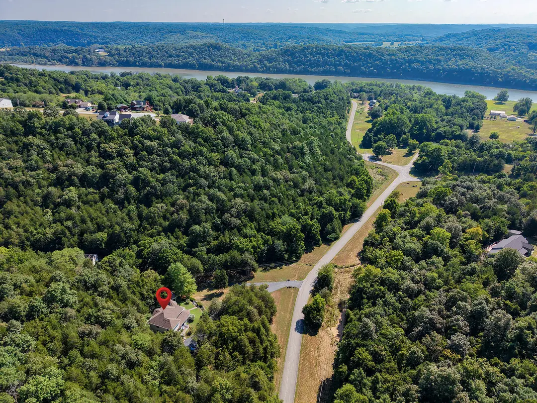 1291 Walnut Springs Drive — photo 3