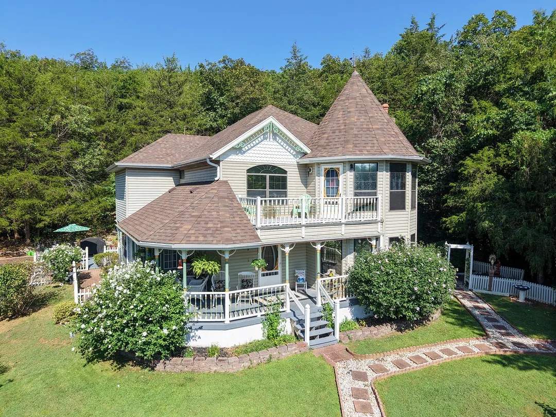 1291 Walnut Springs Drive — photo 5