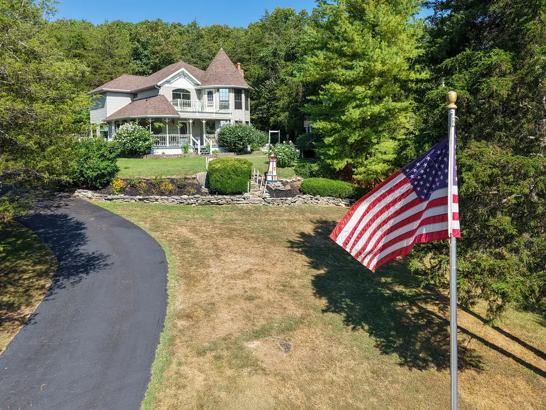 1291 Walnut Springs Drive — photo 6