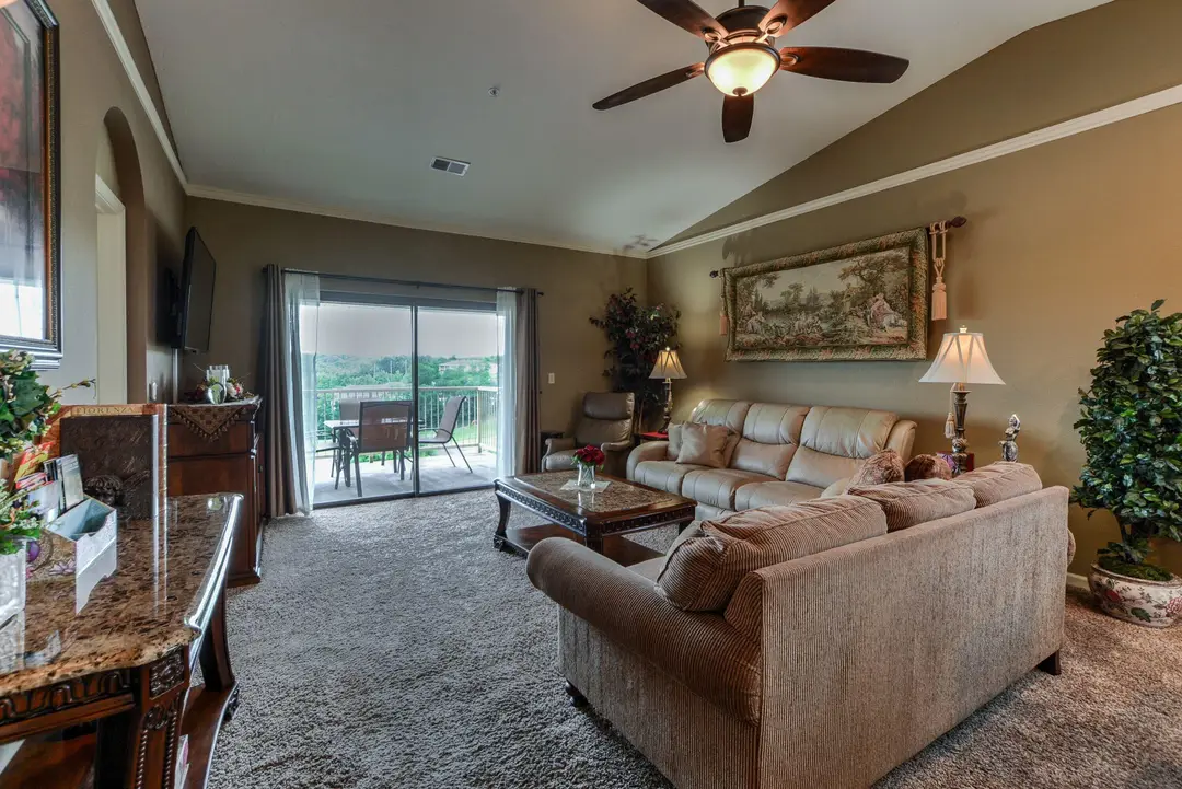 350 Wildwood Drive S — photo 4