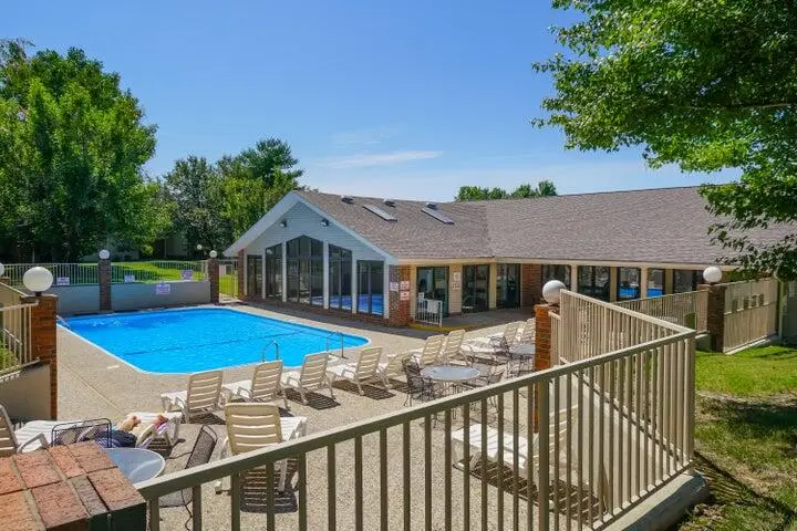 350 Wildwood Drive S — photo 43