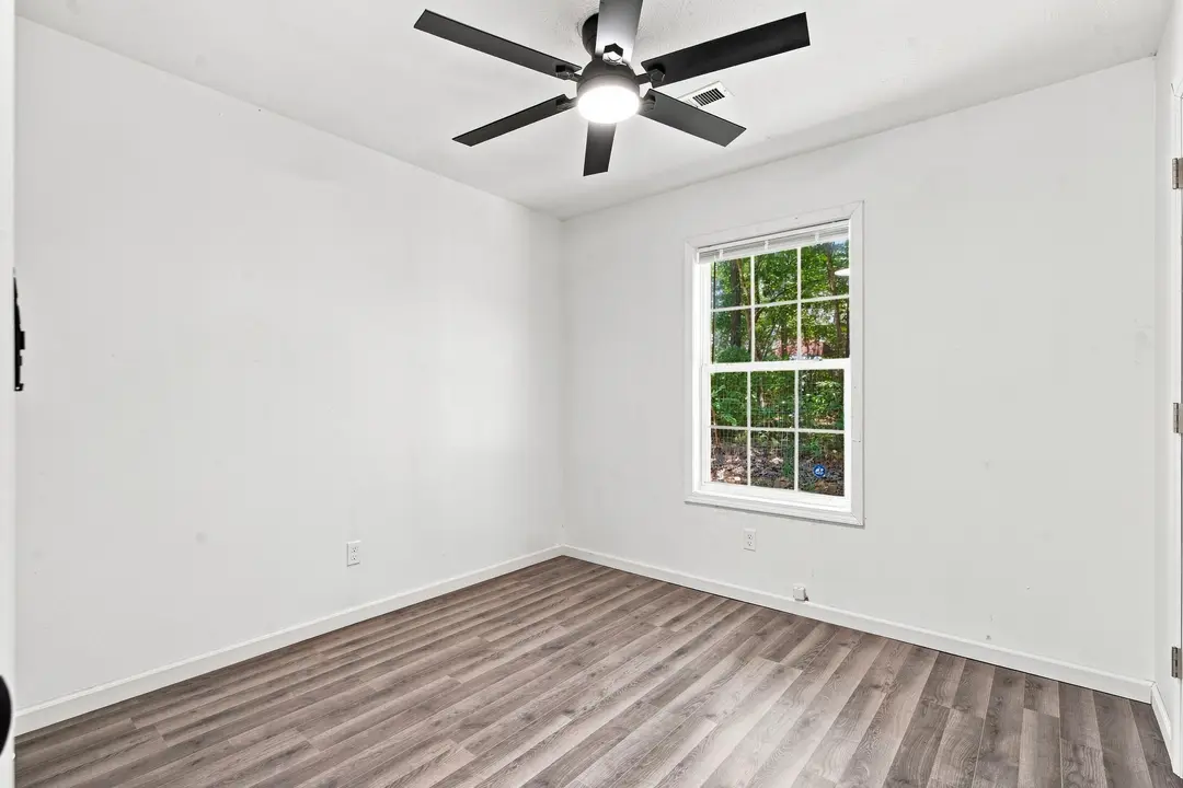 4003 Buckeye Road — photo 14