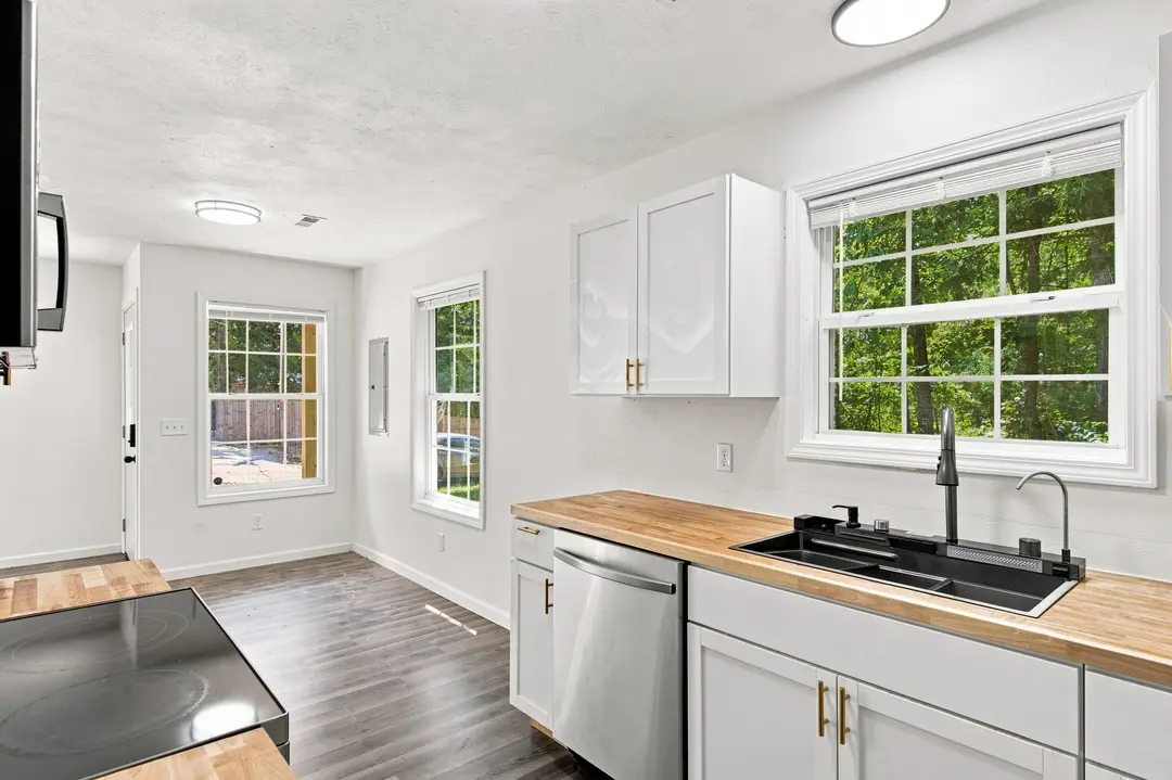 4003 Buckeye Road — photo 10