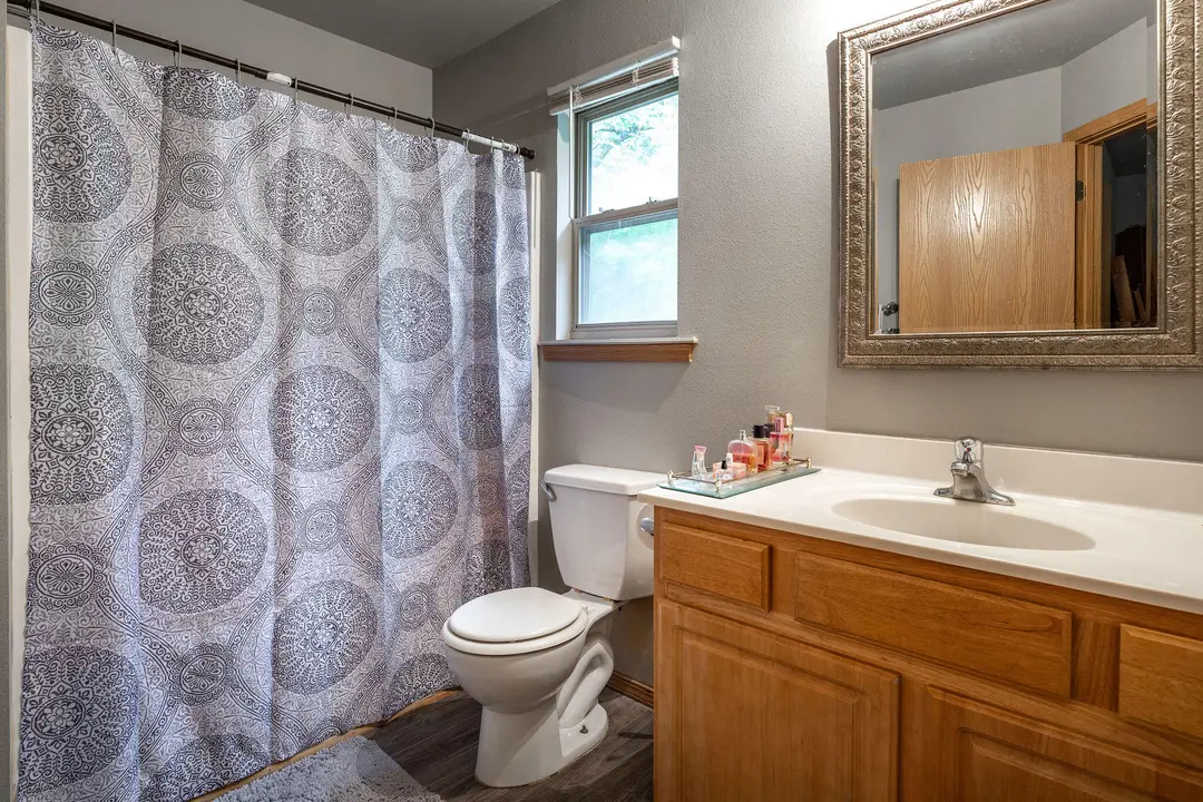 16 Lakeshore Drive — photo 12