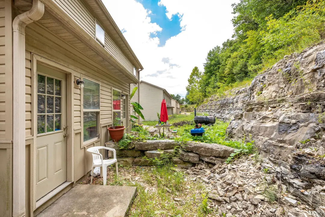 16 Lakeshore Drive — photo 16