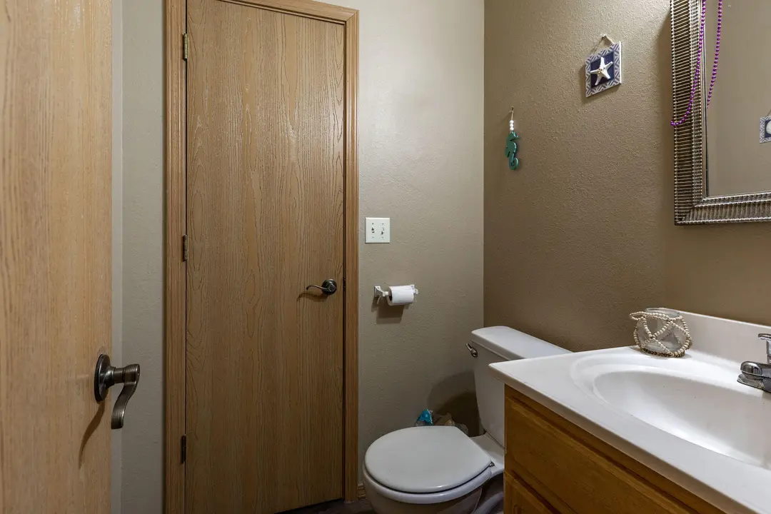 16 Lakeshore Drive — photo 19