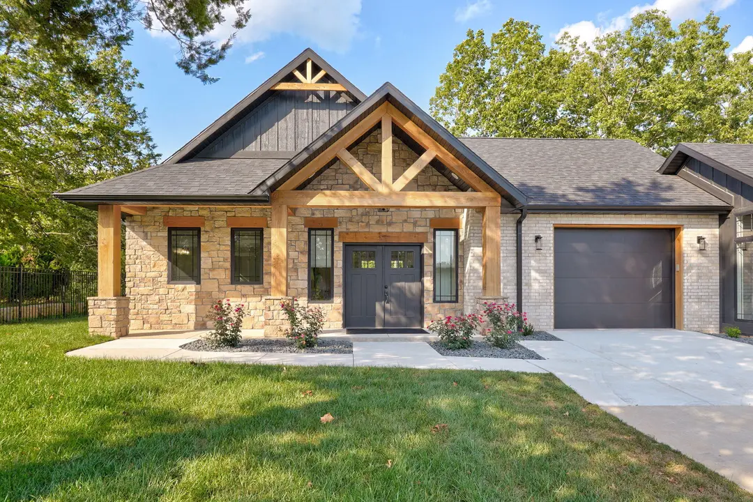 781 Seven Pines Drive — photo 14
