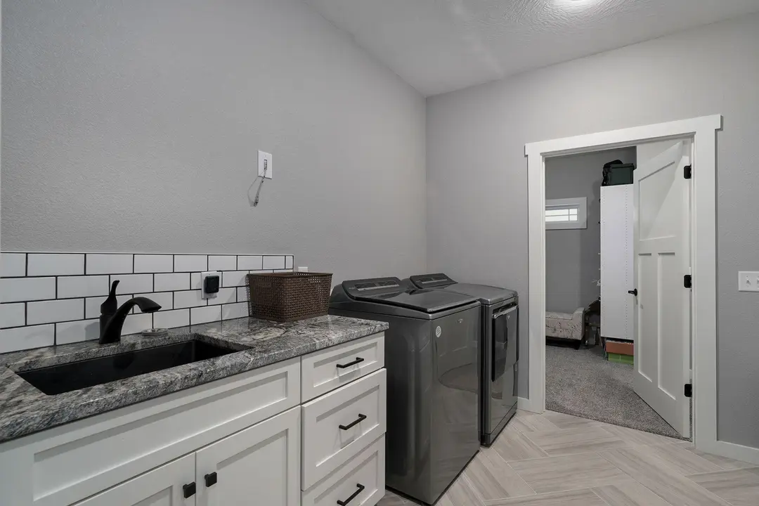 781 Seven Pines Drive — photo 43