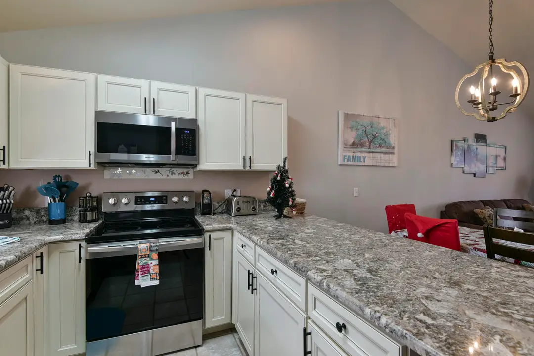 154 Oak Lane — photo 5