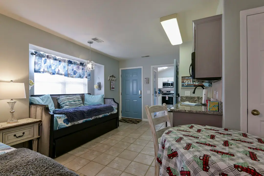 154 Oak Lane — photo 8