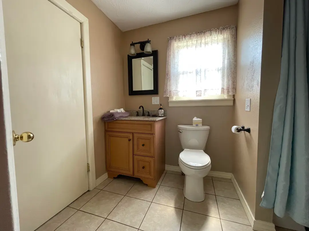 109 E Lillian Avenue E — photo 12