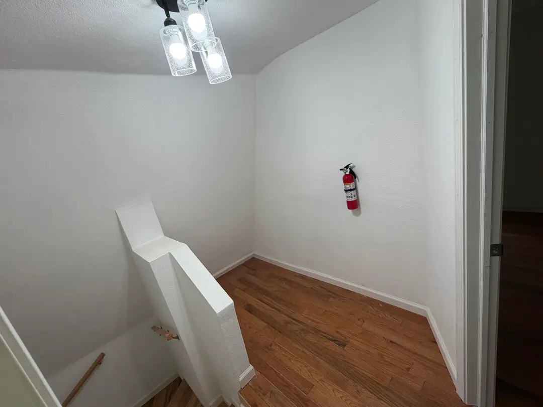 293 Millers — photo 9