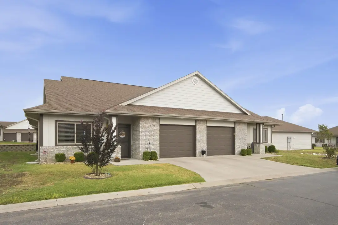 113 Vista View Drive — photo 1
