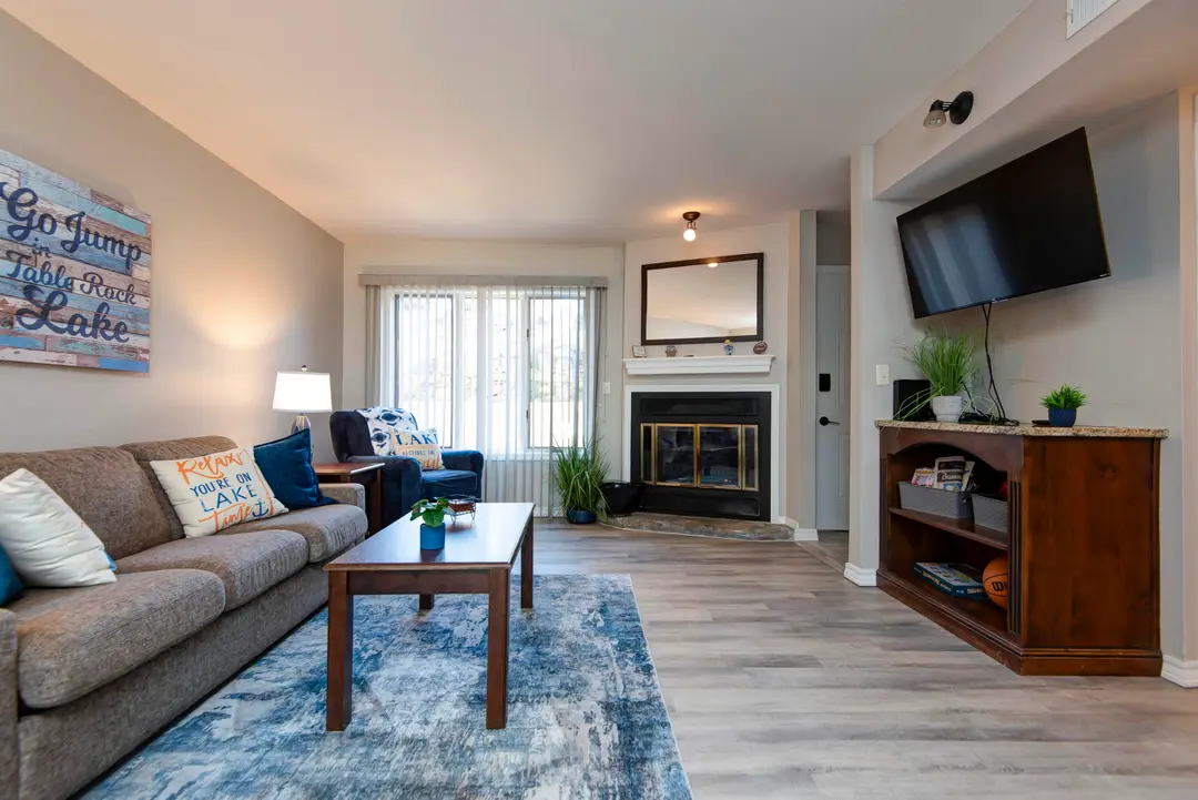 361 Anchors Point Lane — photo 1