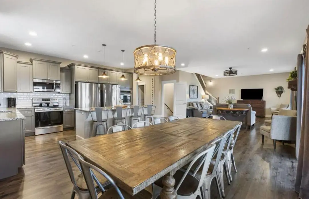 270 Chateau Cove Drive — photo 11
