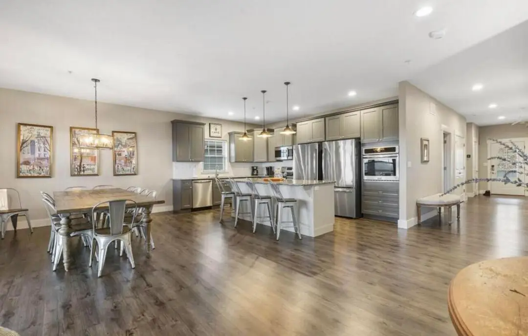 270 Chateau Cove Drive — photo 12