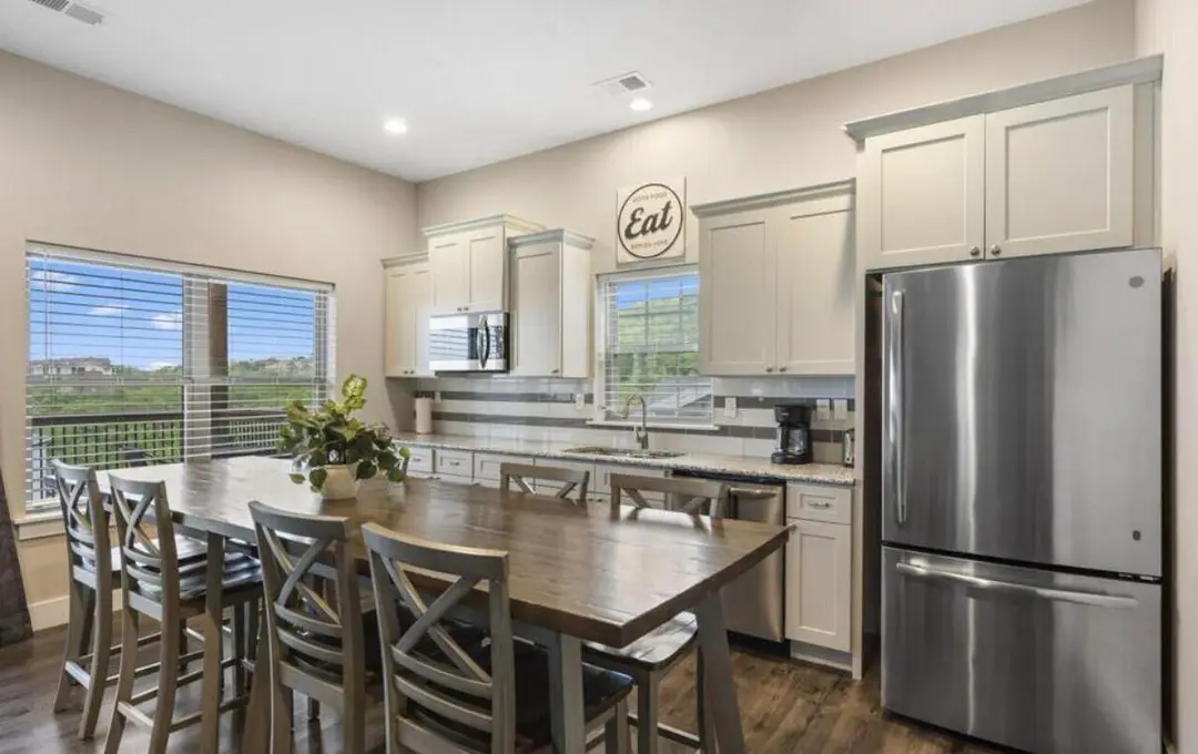 270 Chateau Cove Drive — photo 19