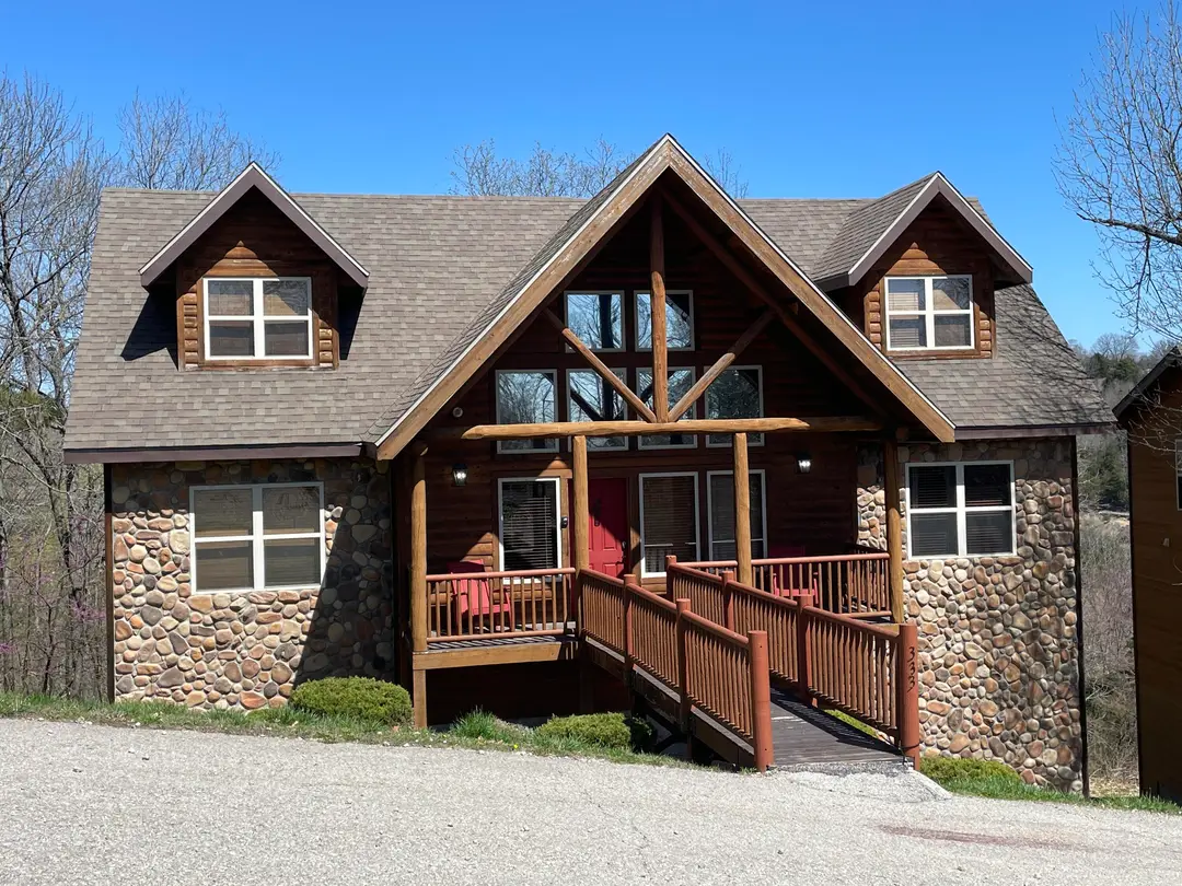 333 Willow Oak Lane — photo 1
