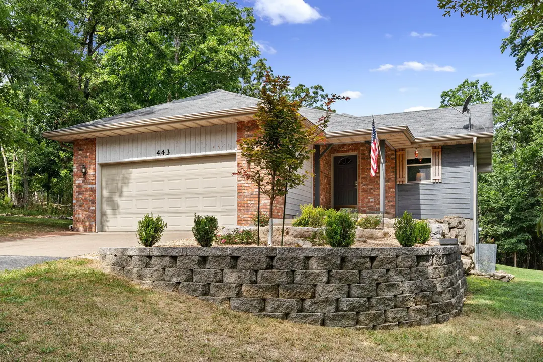 443 Canyon Forest Circle — photo 1