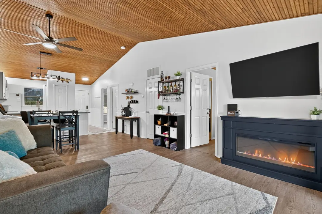 34 Golfshores Drive — photo 1