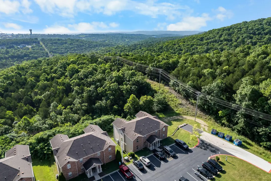 2919 Vineyards Parkway 10-2 — photo 4