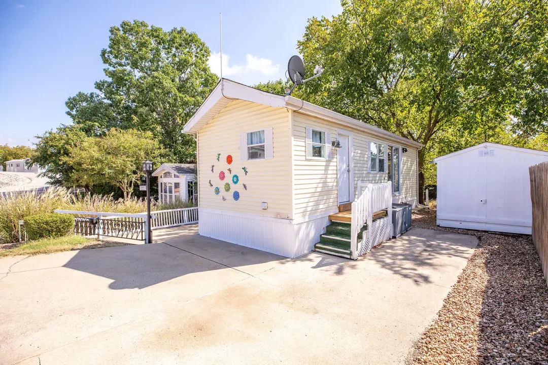 444 Monarch Drive — photo 1