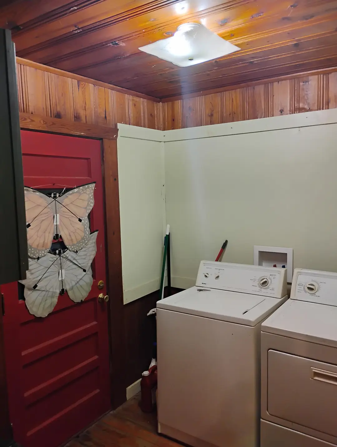 231 Lake Street — photo 18