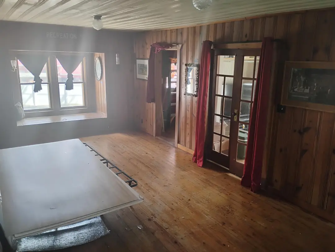 231 Lake Street — photo 9
