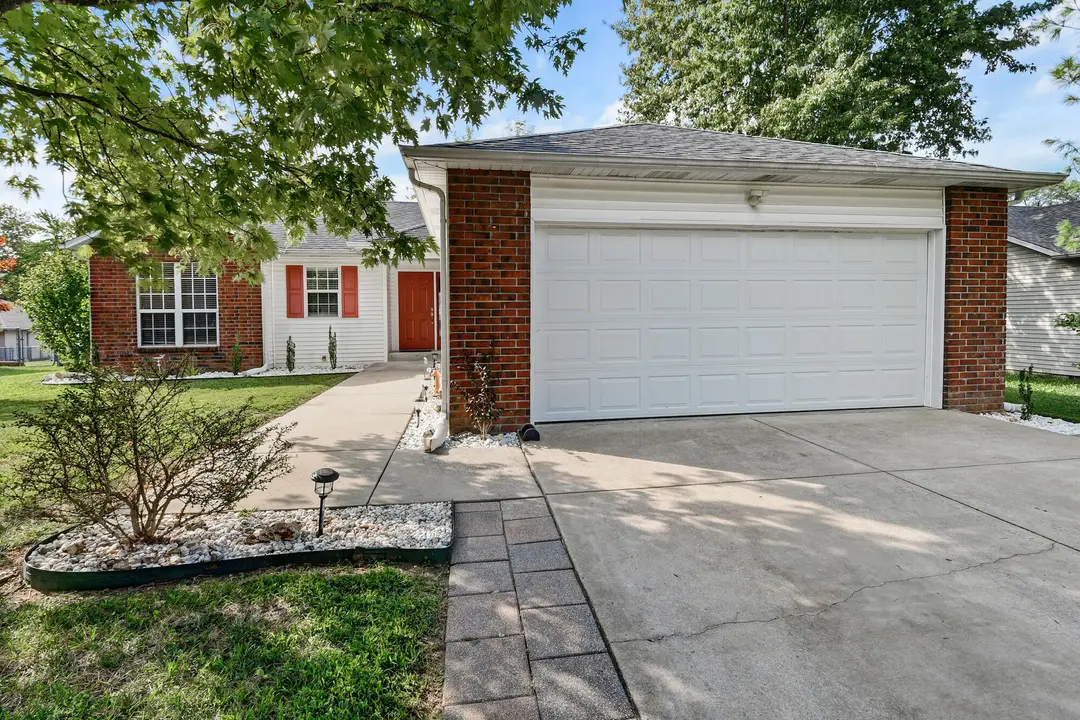 175 Horizon Drive — photo 1