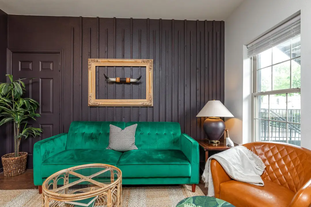 1001 Golf Drive — photo 3